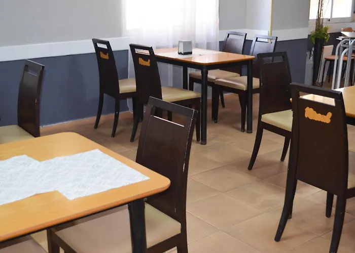 Gran Via Levante Гостевой дом Торевьиа