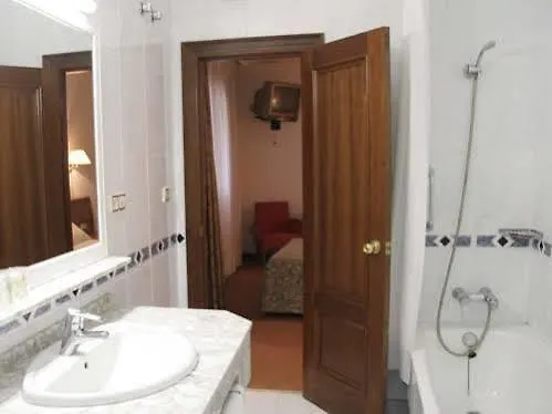 Gran Via Levante 3* Торевьиа